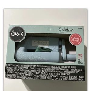 Sizzix Sidekick Starter Kit Light Blue 663844 - 22 Piece Starter Kit NIP
